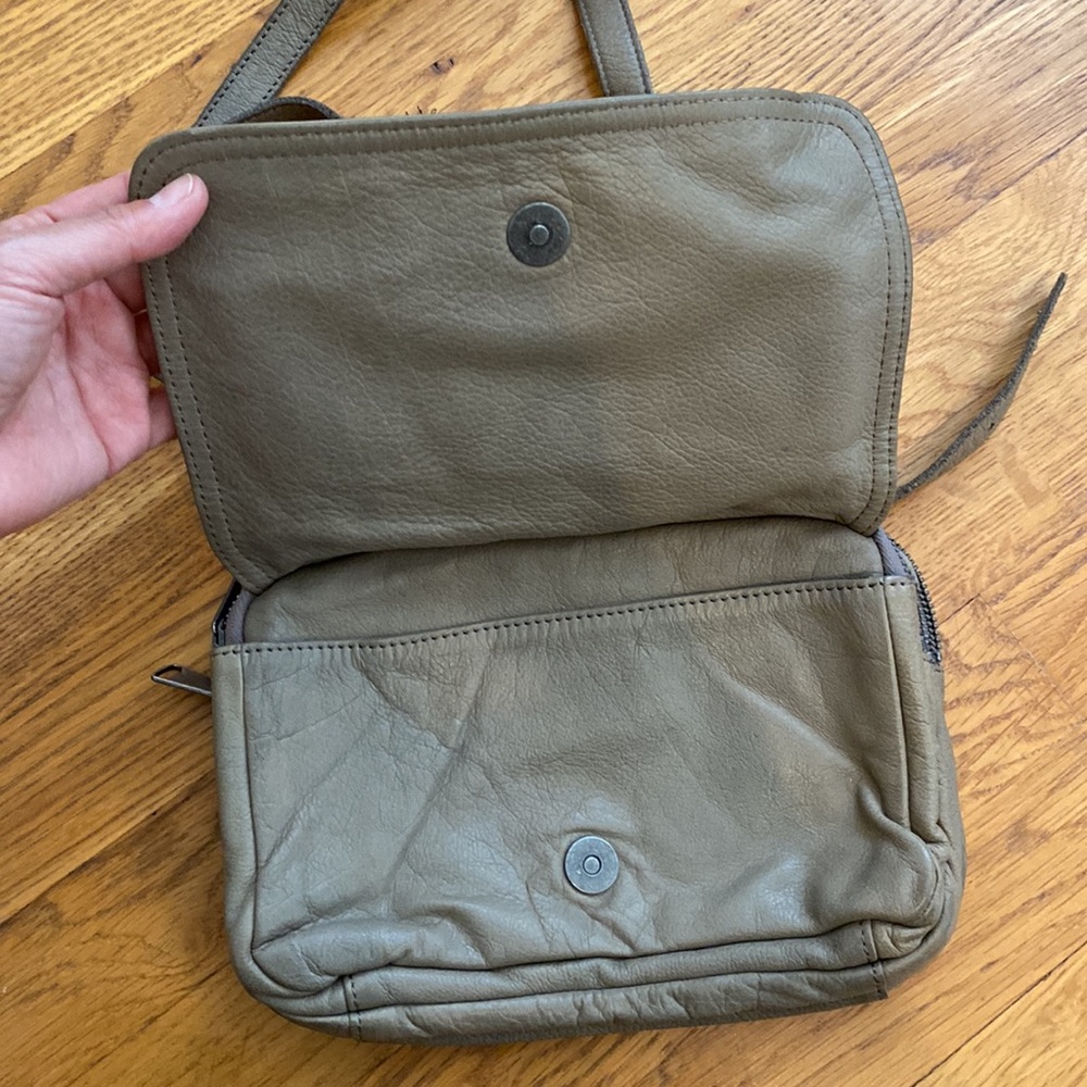 Liebeskind crossbody bag - Picture 9 of 10